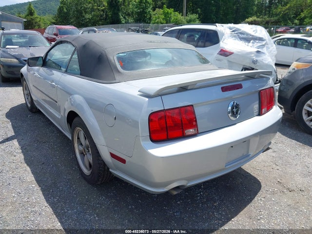 2005 Ford Mustang მანქანა იყიდება აუქციონზე, vin: 1ZVFT84N055216167, აუქციონის ნომერი: 45236073