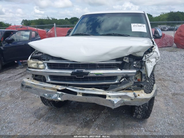 Продажа на аукционе авто 2002 Chevrolet Silverado 1500 Ls, vin: 2GCEK19T421332159, номер лота: 45236074
