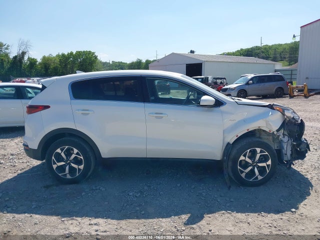 2022 Kia Sportage Lx მანქანა იყიდება აუქციონზე, vin: KNDPMCAC8N7981724, აუქციონის ნომერი: 45236110