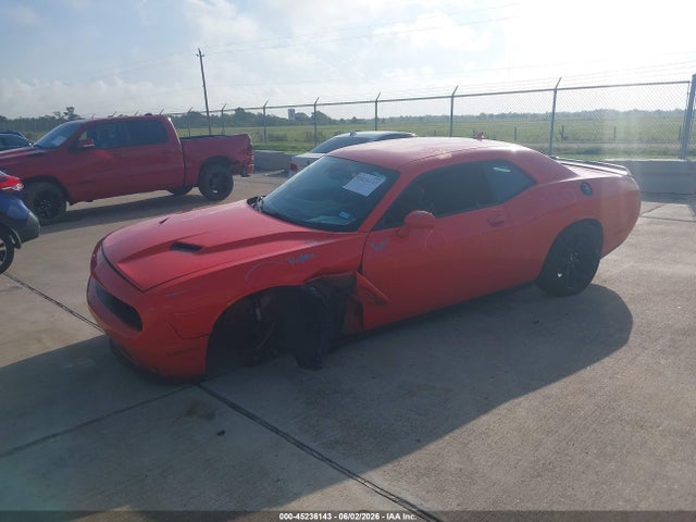 2C3CDZAG3JH334025 Dodge Challenger Sxt Plus