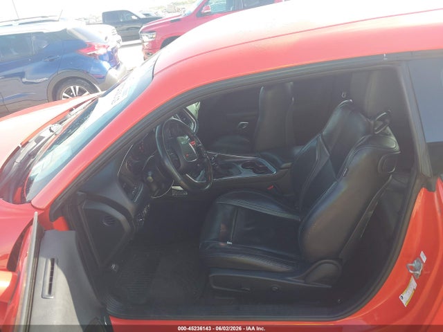 2C3CDZAG3JH334025 Dodge Challenger Sxt Plus