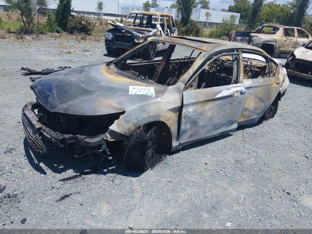 1HGCR6F72FA008115 Honda Accord Hybrid Touring