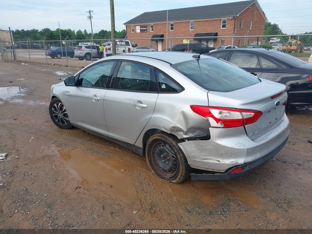 Продажа на аукционе авто 2012 Ford Focus Se, vin: 1FAHP3F27CL217076, номер лота: 45236268