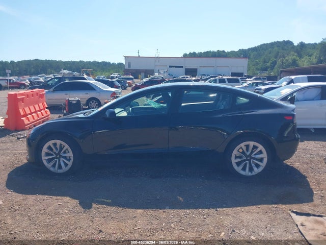 45236294 :رقم المزاد ، 5YJ3E1EB8NF189813 vin ، 2022 Tesla Model 3 Long Range Dual Motor All-wheel Drive مزاد بيع