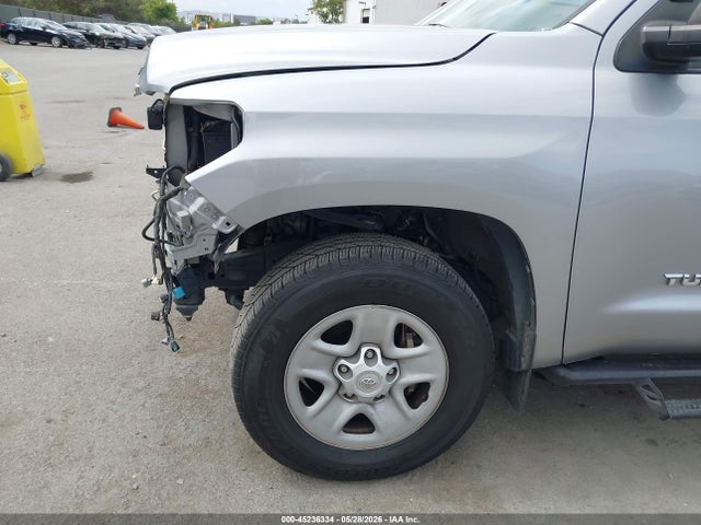 5TFEM5F12KX144733 Toyota Tundra Sr5 4.6l V8
