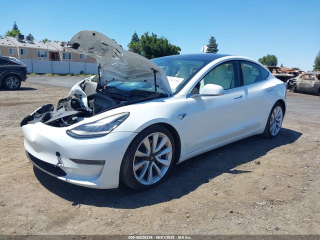 Tesla Model 3 Long Range/mid Range 2018 5YJ3E1EA5JF169701 Image 2