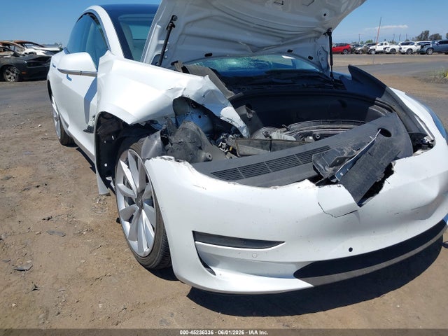 Tesla Model 3 Long Range/mid Range 2018 5YJ3E1EA5JF169701 Image 6