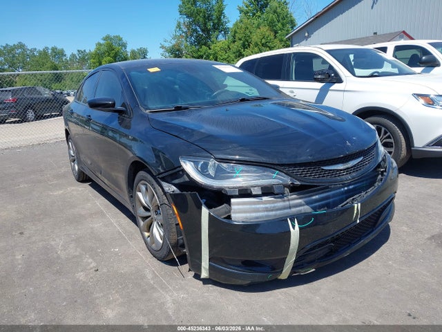 45236343 :رقم المزاد ، 1C3CCCBB2FN749709 vin ، 2015 Chrysler 200 S مزاد بيع