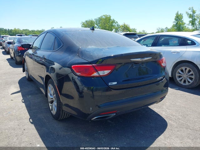 45236343 :رقم المزاد ، 1C3CCCBB2FN749709 vin ، 2015 Chrysler 200 S مزاد بيع