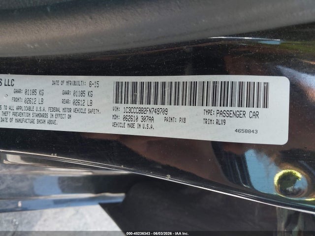 45236343 :رقم المزاد ، 1C3CCCBB2FN749709 vin ، 2015 Chrysler 200 S مزاد بيع