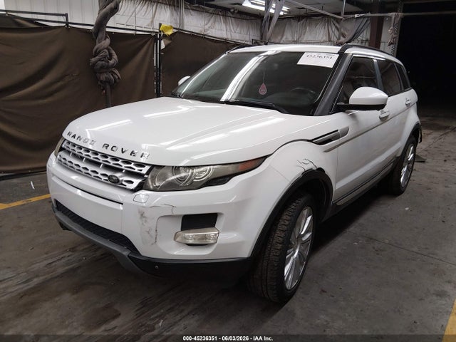 Land Rover Range Rover Evoque Prestige 2015 SALVV2BG9FH964726 Image 2