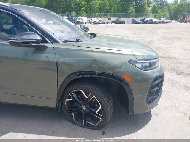 3VVLR7RM1SM011396 Volkswagen Tiguan 2.0t Sel R-line