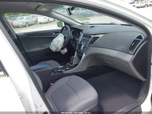 Продаж на аукціоні авто 2014 Hyundai Sonata Gls, vin: 5NPEB4AC2EH941153, номер лоту: 45236355