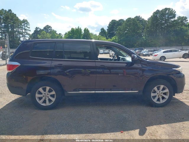 2013 Toyota Highlander Base V6 მანქანა იყიდება აუქციონზე, vin: 5TDZK3EH9DS101509, აუქციონის ნომერი: 45236374