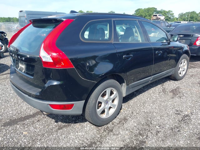2011 Volvo Xc60 3.2/3.2 R-design მანქანა იყიდება აუქციონზე, vin: YV4952DL5B2175180, აუქციონის ნომერი: 45236379