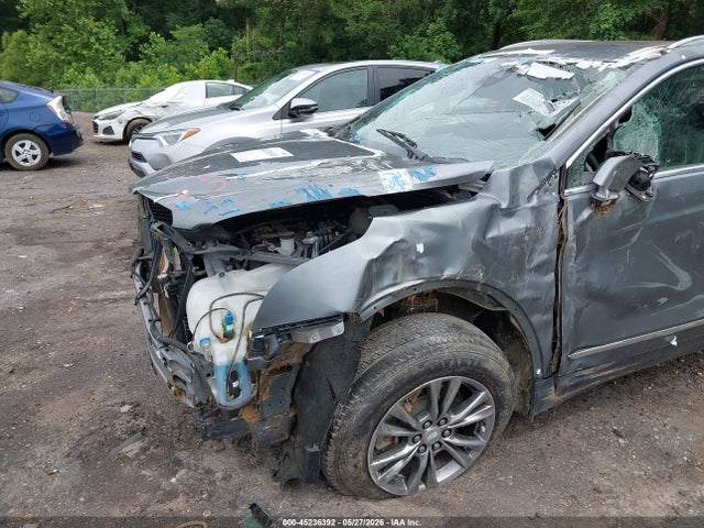 45236392 :رقم المزاد ، 1GYKNDRS4NZ106504 vin ، 2022 Cadillac Xt5 Awd Premium Luxury مزاد بيع