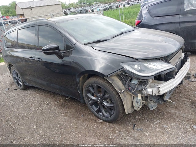 Aukcja sprzedaży 2019 Chrysler Pacifica Limited, vin: 2C4RC1GG0KR634568, numer aukcji: 45236403