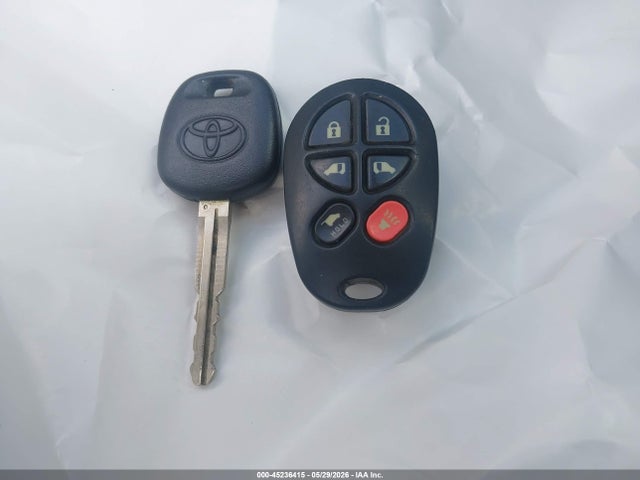 2005 Toyota Sienna Xle Limited მანქანა იყიდება აუქციონზე, vin: 5TDZA22C55S350266, აუქციონის ნომერი: 45236415