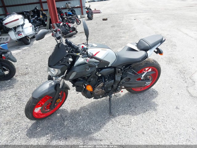 Yamaha MT07 2019 JYARM27E8KA003634 Image 13