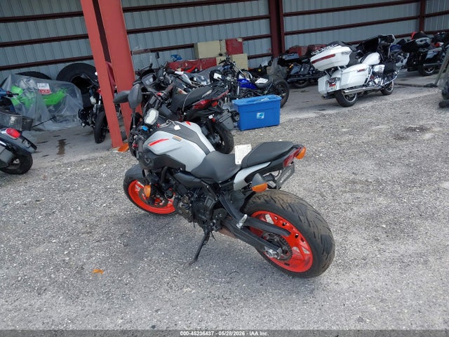 Yamaha MT07 2019 JYARM27E8KA003634 Image 4