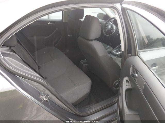 2012 Volkswagen Jetta 2.0l S მანქანა იყიდება აუქციონზე, vin: 3VW2K7AJ0CM418575, აუქციონის ნომერი: 45236447