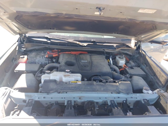 7SVAAABA9SX051932 Toyota Sequoia Platinum