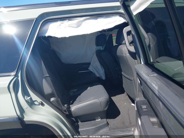 7SVAAABA9SX051932 Toyota Sequoia Platinum