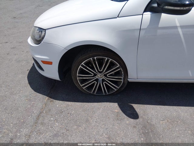 2014 Volkswagen Eos Sport მანქანა იყიდება აუქციონზე, vin: WVWBW8AH9EV001474, აუქციონის ნომერი: 45236482