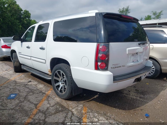 2007 Gmc Yukon Xl 1500 Denali მანქანა იყიდება აუქციონზე, vin: 1GKFK66867J359284, აუქციონის ნომერი: 45236490