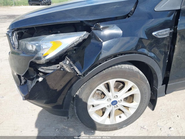 Aukcja sprzedaży 2017 Ford Escape Se, vin: 1FMCU9GD1HUE73291, numer aukcji: 45236503