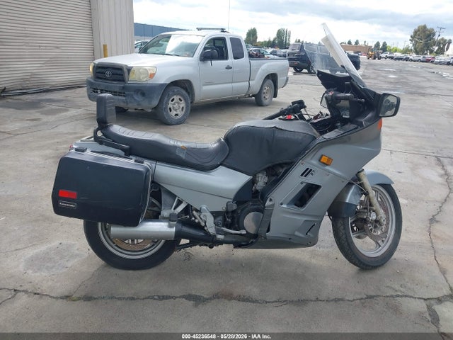 45236548 :رقم المزاد ، JKAZGCA15GB501034 vin ، 1986 Kawasaki Zg1000 مزاد بيع