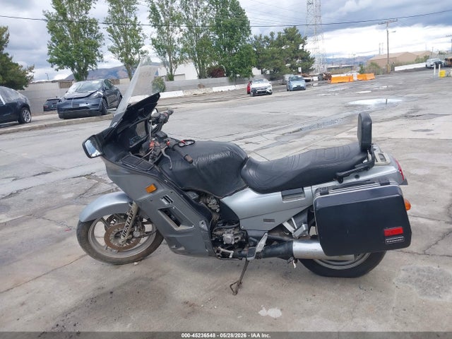 45236548 :رقم المزاد ، JKAZGCA15GB501034 vin ، 1986 Kawasaki Zg1000 مزاد بيع