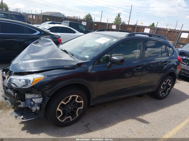 45236567 :رقم المزاد ، JF2GPABC0H8215903 vin ، 2017 Subaru Crosstrek 2.0i Premium مزاد بيع