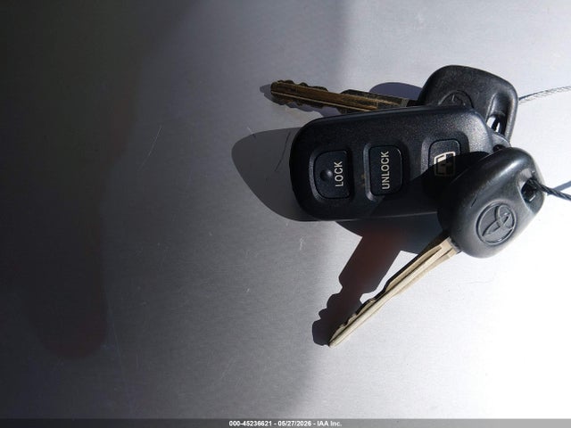 Продаж на аукціоні авто 2002 Toyota Sequoia Limited V8, vin: 5TDZT38A12S120886, номер лоту: 45236621