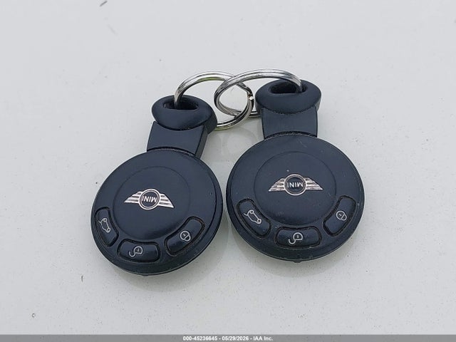 45236645 :رقم المزاد ، WMWMF73589TX40940 vin ، 2009 Mini Cooper S مزاد بيع