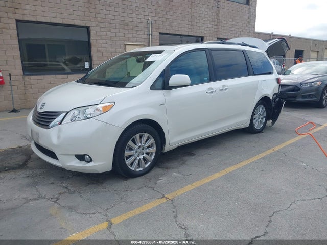 2017 Toyota Sienna Xle Premium 7 Passenger მანქანა იყიდება აუქციონზე, vin: 5TDDZ3DC5HS154144, აუქციონის ნომერი: 45236681