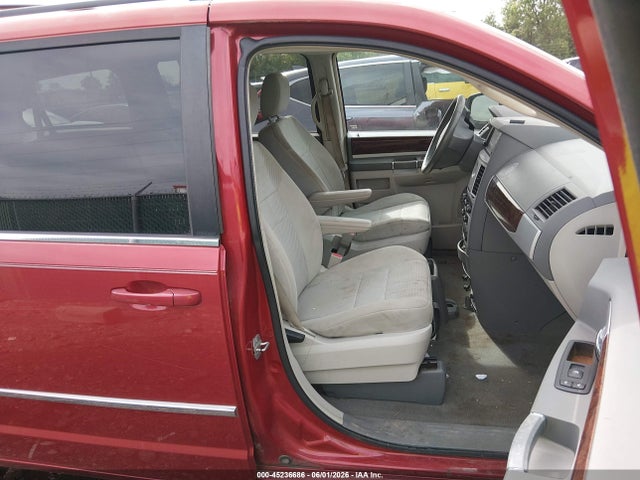 45236686 :رقم المزاد ، 2A8HR54179R665210 vin ، 2009 Chrysler Town & Country Touring مزاد بيع