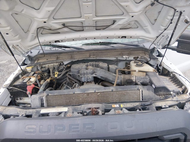 Ford F-350 Chassis Xl 2016 1FDRF3G69GEC86666 Image 10