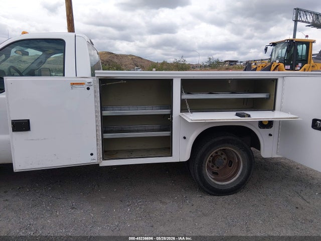 Ford F-350 Chassis Xl 2016 1FDRF3G69GEC86666 Image 12