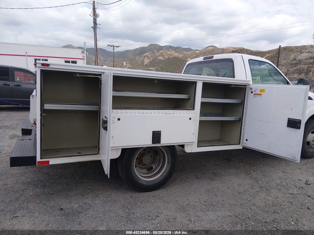Ford F-350 Chassis Xl 2016 1FDRF3G69GEC86666 Image 13