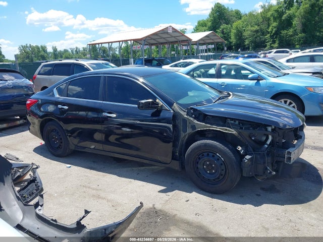 2017 Nissan Altima 2.5 S მანქანა იყიდება აუქციონზე, vin: 1N4AL3AP6HC137808, აუქციონის ნომერი: 45236697