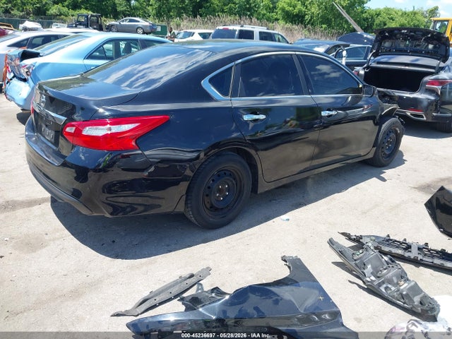 2017 Nissan Altima 2.5 S მანქანა იყიდება აუქციონზე, vin: 1N4AL3AP6HC137808, აუქციონის ნომერი: 45236697