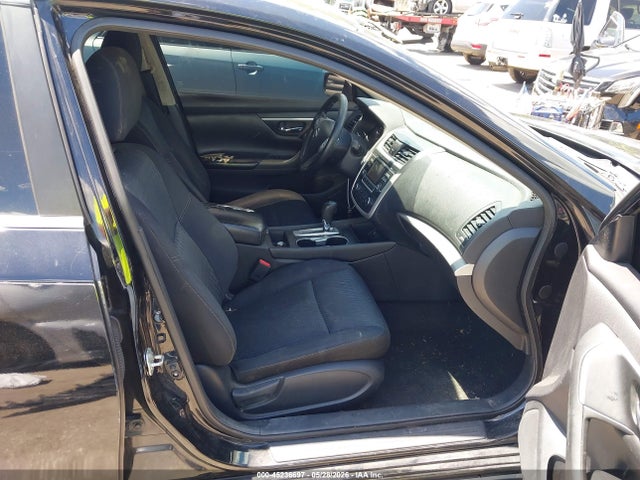 2017 Nissan Altima 2.5 S მანქანა იყიდება აუქციონზე, vin: 1N4AL3AP6HC137808, აუქციონის ნომერი: 45236697