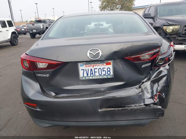 3MZBM1T74GM318980 Mazda Mazda3 I Sport