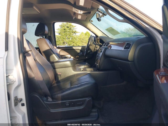 Продажа на аукционе авто 2012 Gmc Yukon Xl 1500 Slt, vin: 1GKS1KE08CR238323, номер лота: 45236742