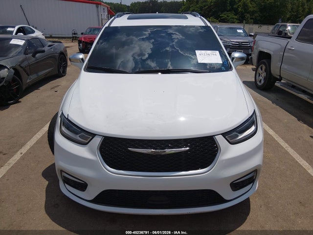 2022 Chrysler Pacifica Pinnacle Awd მანქანა იყიდება აუქციონზე, vin: 2C4RC3PG3NR183913, აუქციონის ნომერი: 45236791