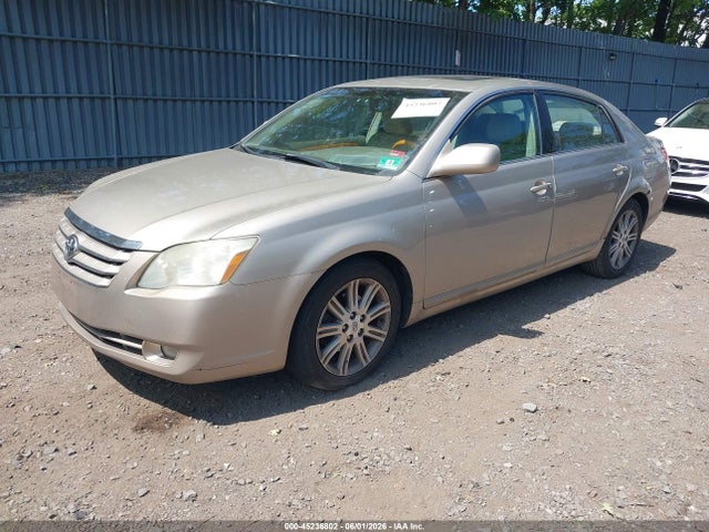 2005 Toyota Avalon Limited მანქანა იყიდება აუქციონზე, vin: 4T1BK36B55U001945, აუქციონის ნომერი: 45236802