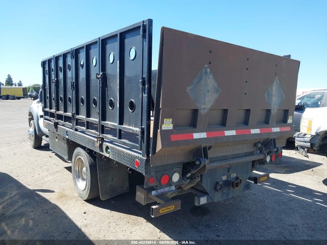 Ford F-550 Chassis Xl 2015 1FDUF5GT2FEA83838 Image 3