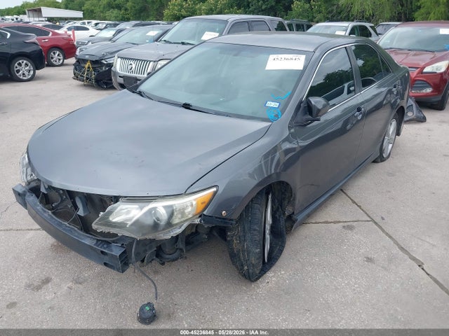 45236845 :رقم المزاد ، 4T1BF1FK2DU262425 vin ، 2013 Toyota Camry Se مزاد بيع