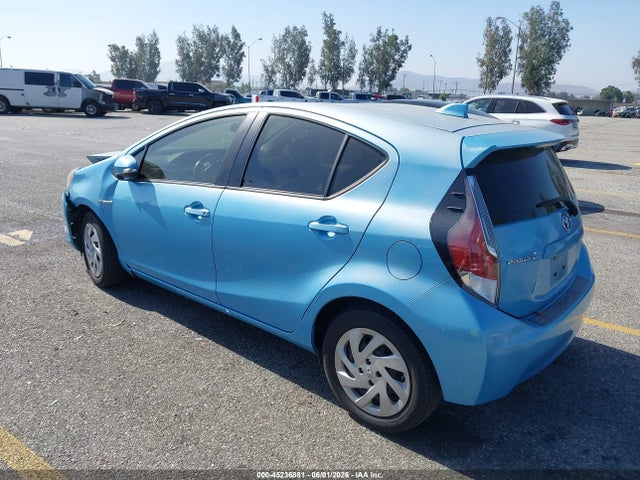 Toyota Prius C Four/one/three/two 2015 JTDKDTB34F1104404 Image 3